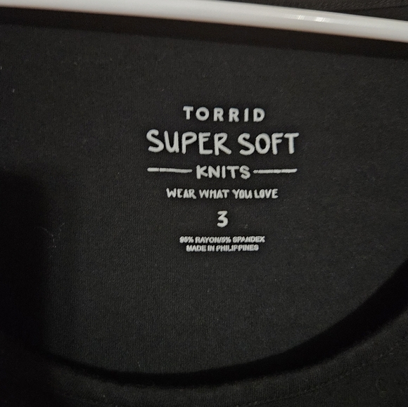 Torrid Super Soft Knits Plus Size Top! - Picture 2 of 5